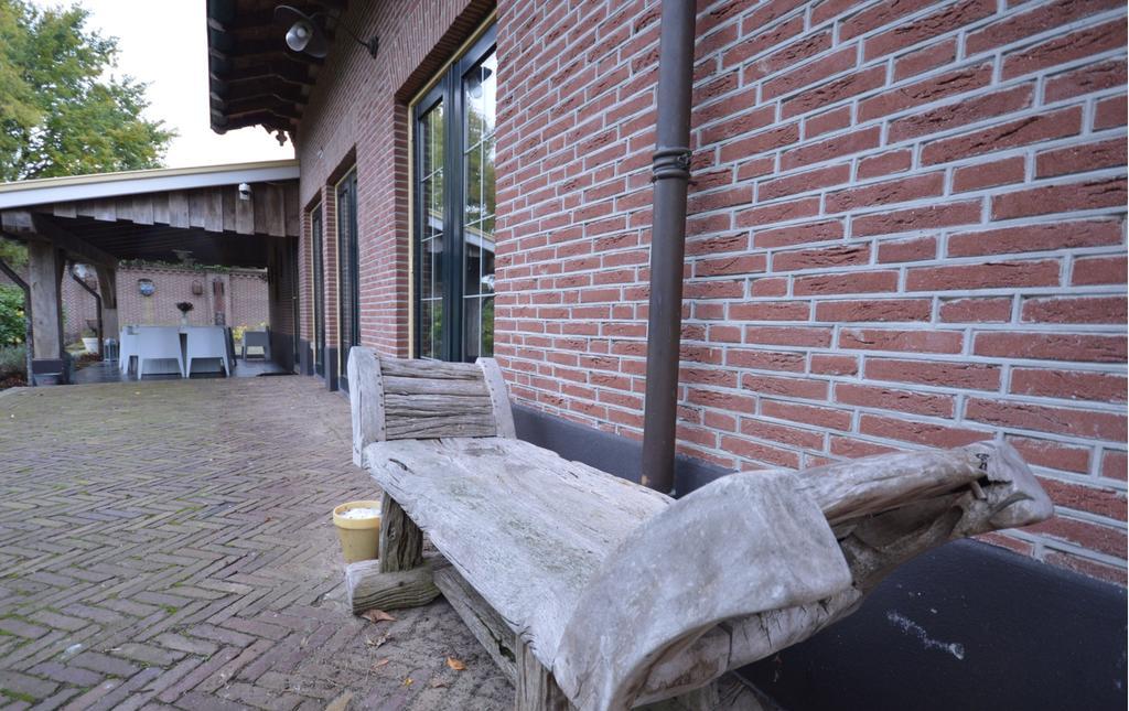 Wake Up Call Bed & Breakfast Westbroek Exterior photo