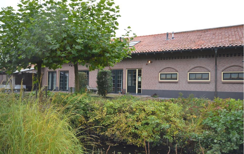 Wake Up Call Bed & Breakfast Westbroek Exterior photo