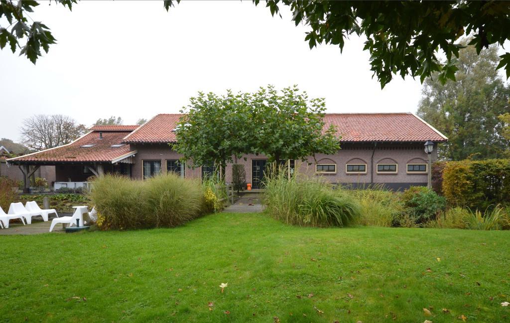 Wake Up Call Bed & Breakfast Westbroek Exterior photo